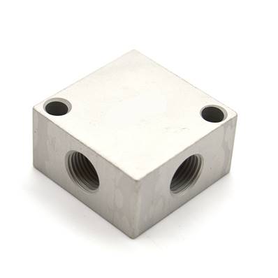 Collecteur essence 4 voies alu 1/8" BSPP