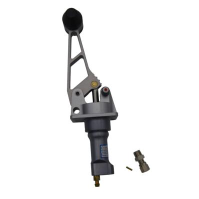 Maitre cylindre de frein pour commande centrale